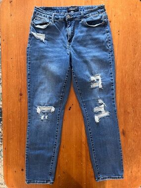 Judy Blue Boyfriend Fit Distressed Blue Women’s Jeans